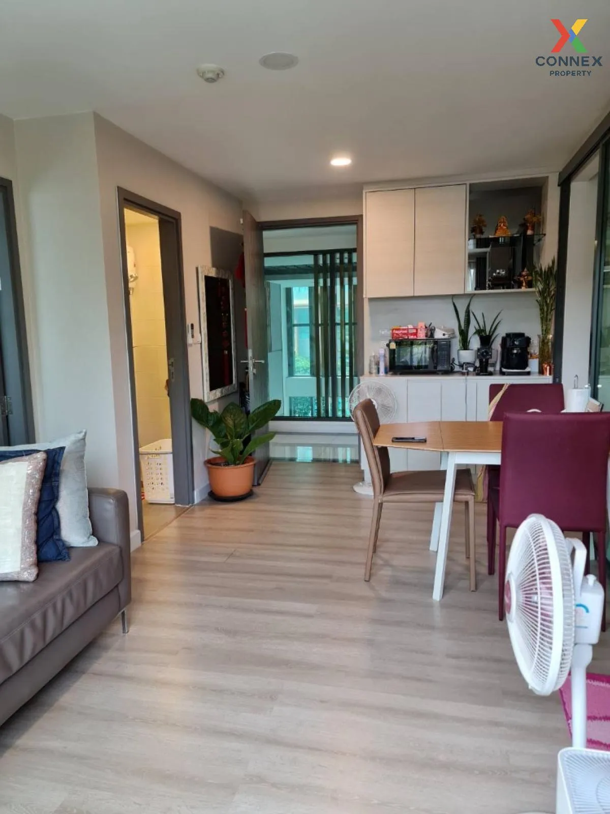 For Sale Condo , Metro Luxe Rose Gold Phahol - Sutthisan , corner 2