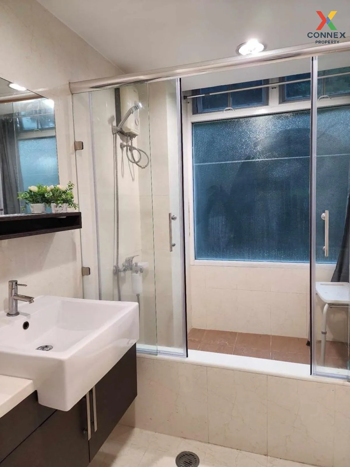 เช่าคอนโด  เดอะ ฟายน์ แอท ริเวอร์ BTS-สะพานตากสิน คลองต้นไทร เขต 