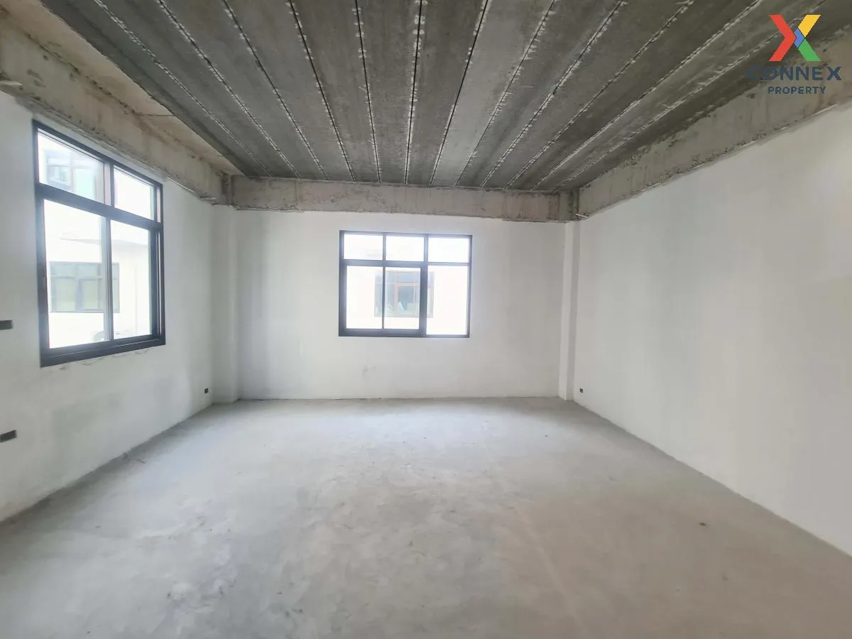 For Sale Commercial Building , Chic District Ram 53 , high floor 