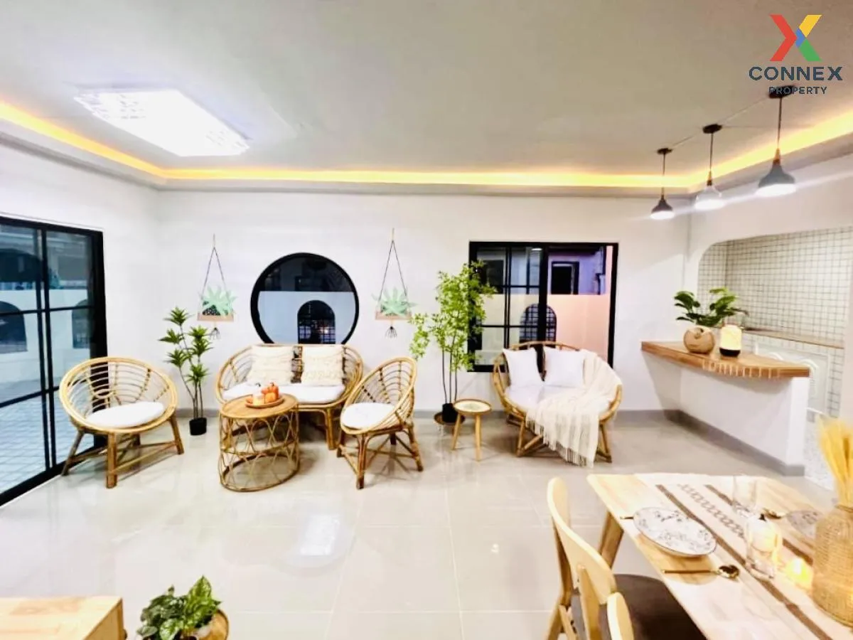 For Sale Townhouse/Townhome  , Baan Pruksa 11 , corner unit , new 3