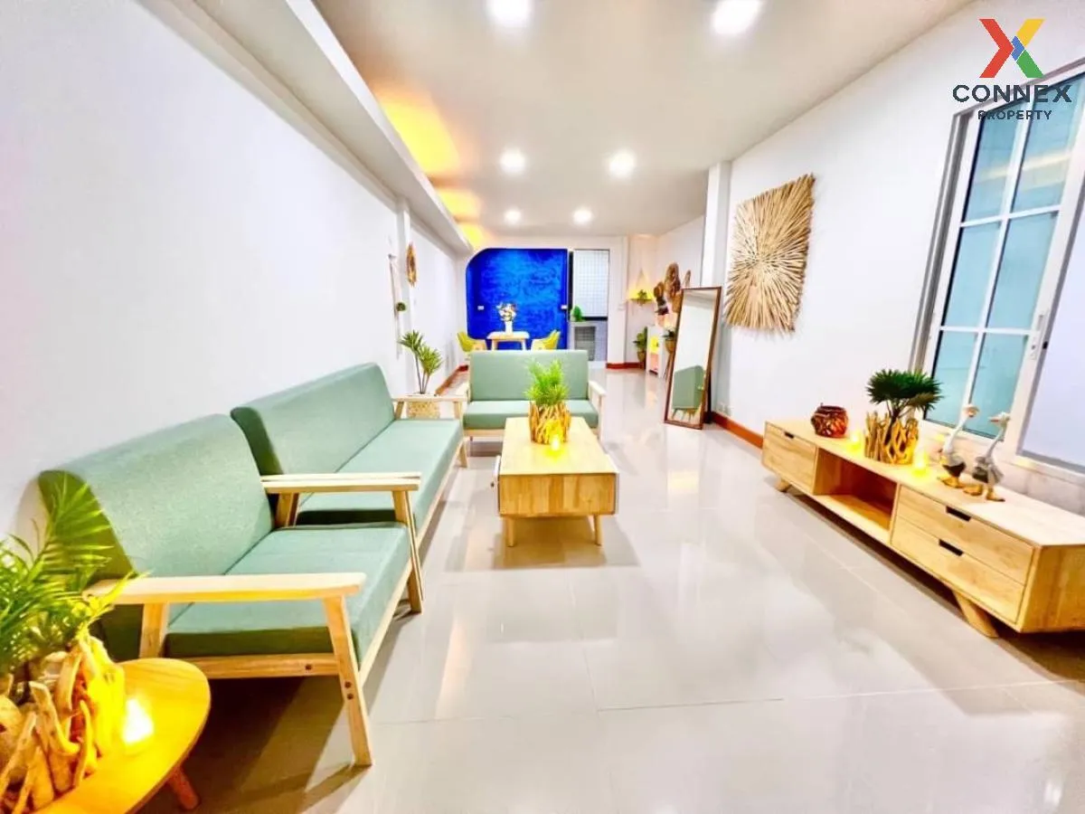 For Sale Townhouse/Townhome  , Piyawararom Klong 4 , newly renova 2