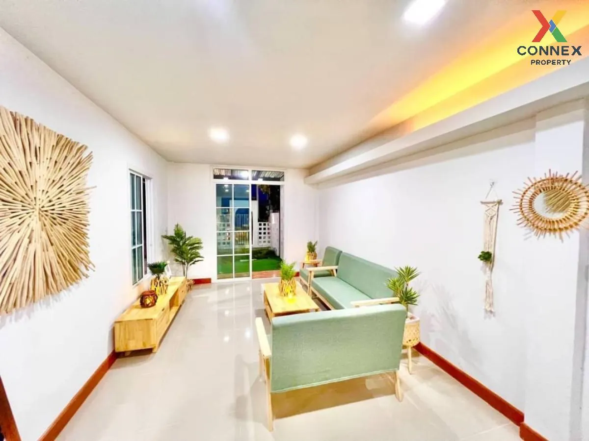 ขายทาวน์เฮ้าส์/ทาวน์โฮม  หมู่บ้านปิยวรารมย์ คลอง 4 รีโนเวทใหม่ บึ