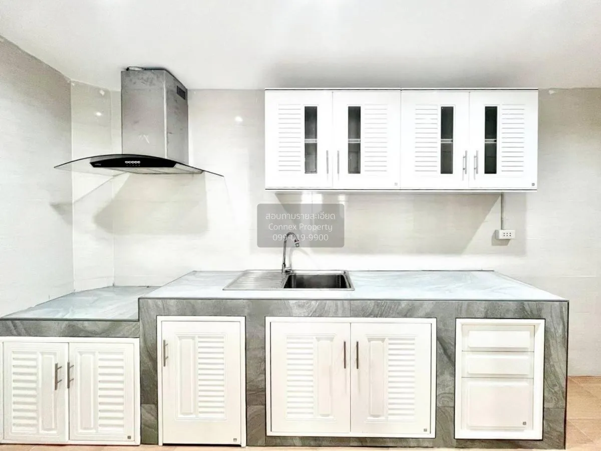 ขายทาวน์เฮ้าส์ ทาวน์โฮม  โกลเด้น ทาวน์ 3 บางนา-สวนหลวง รีโนเวทใหม