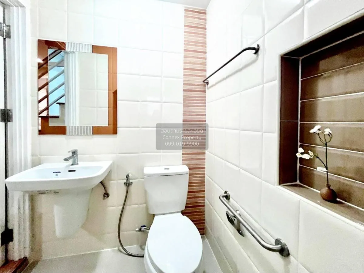 ขายทาวน์เฮ้าส์ ทาวน์โฮม  โกลเด้น ทาวน์ 3 บางนา-สวนหลวง รีโนเวทใหม