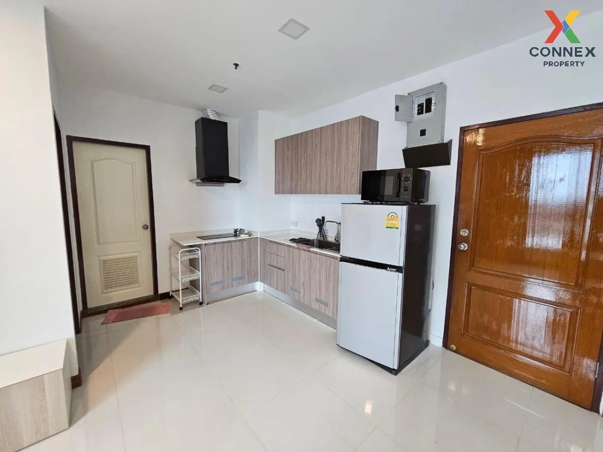 For Rent Condo , Sathorn House , BTS-Saint Louis , Silom , Bang R 2