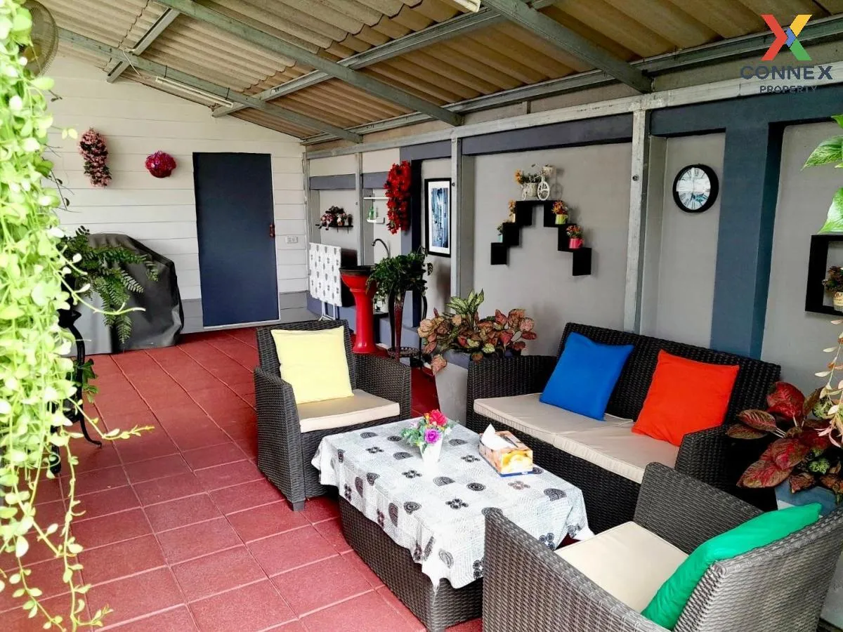 ขายบ้าน 2 หลังบนที่ดิน 1 ไร่ ต.สระกระเทียม จ.นครปฐม สระกระเทียม เ