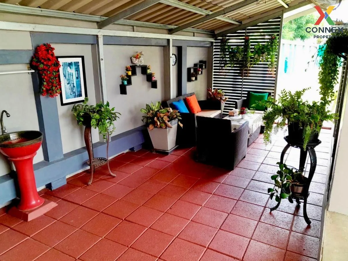 ขายบ้าน 2 หลังบนที่ดิน 1 ไร่ ต.สระกระเทียม จ.นครปฐม สระกระเทียม เ