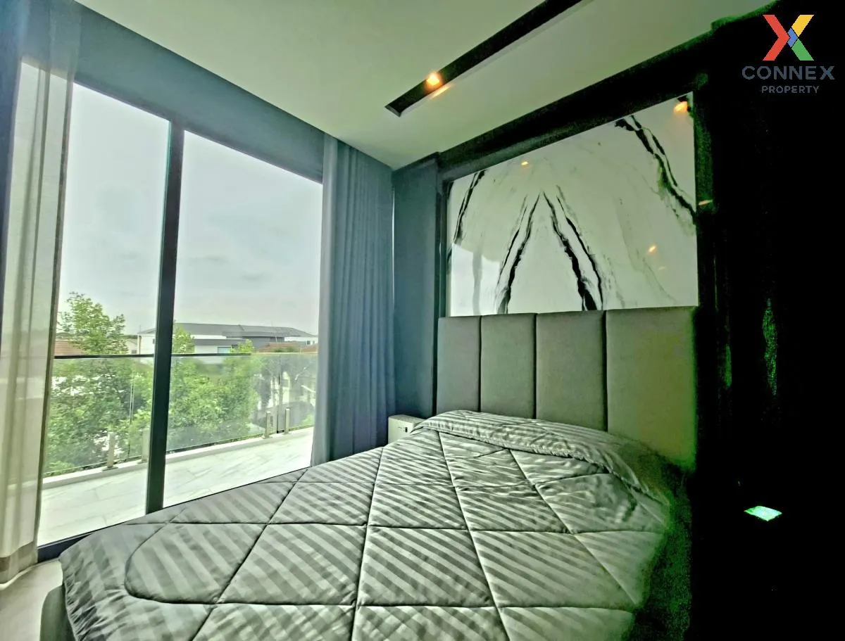 For Sale House , Sammakorn Rangsit Klong 2 , nice view , wide fro