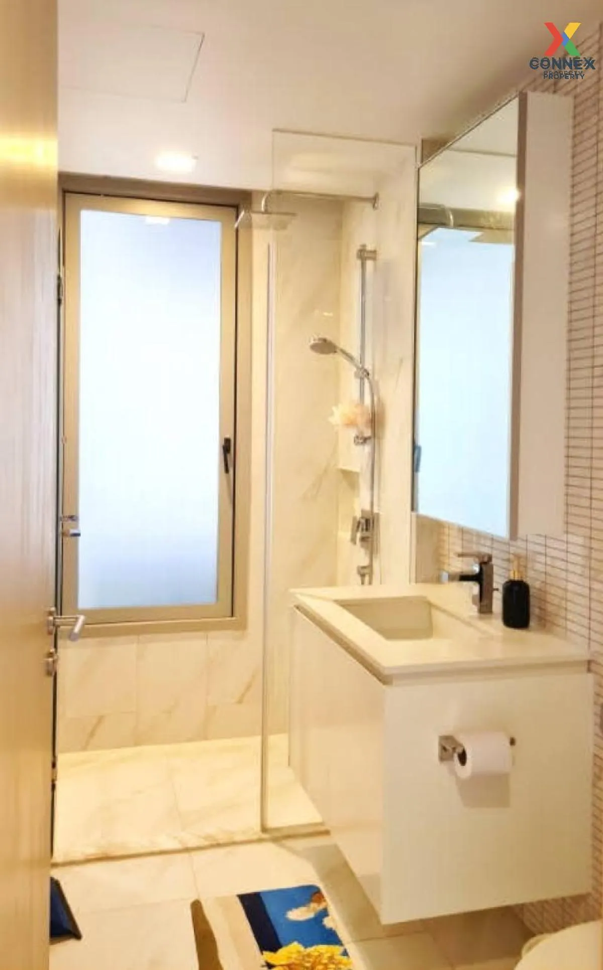 เช่าคอนโด  ไฮด์ สุขุมวิท 11 BTS-นานา คลองเตยเหนือ เขต วัฒนา กรุงเ