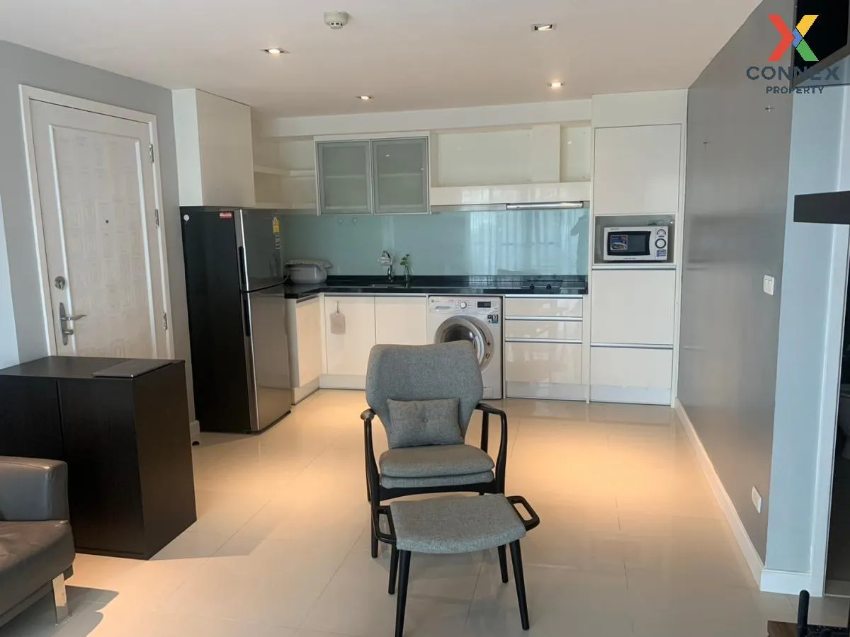 For Sale Condo , Le nice Ekkamai , corner unit , BTS-Ekkamai , Ph 2