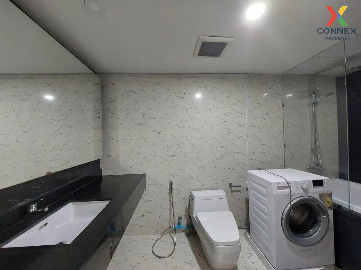 For Rent Condo , State Tower , BTS-Saphan Taksin , Silom , Bang R