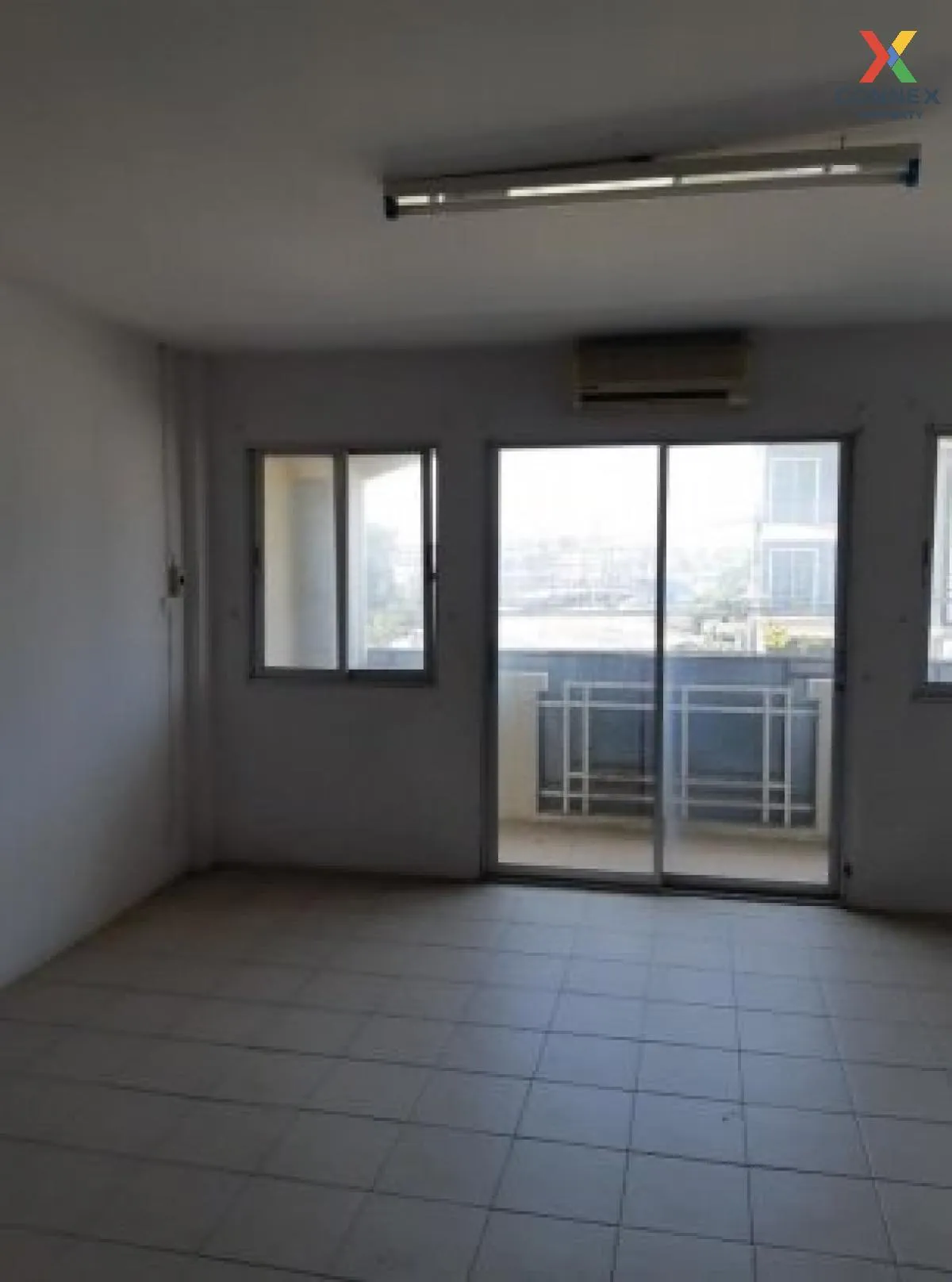 For Sale Commercial Building 3 Floors  , Eastern Prince Street  ,