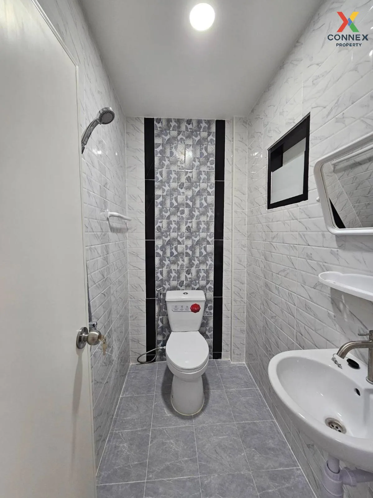 For Sale House , Baan Thara Rin  Khlong 2 , newly renovated , Khu