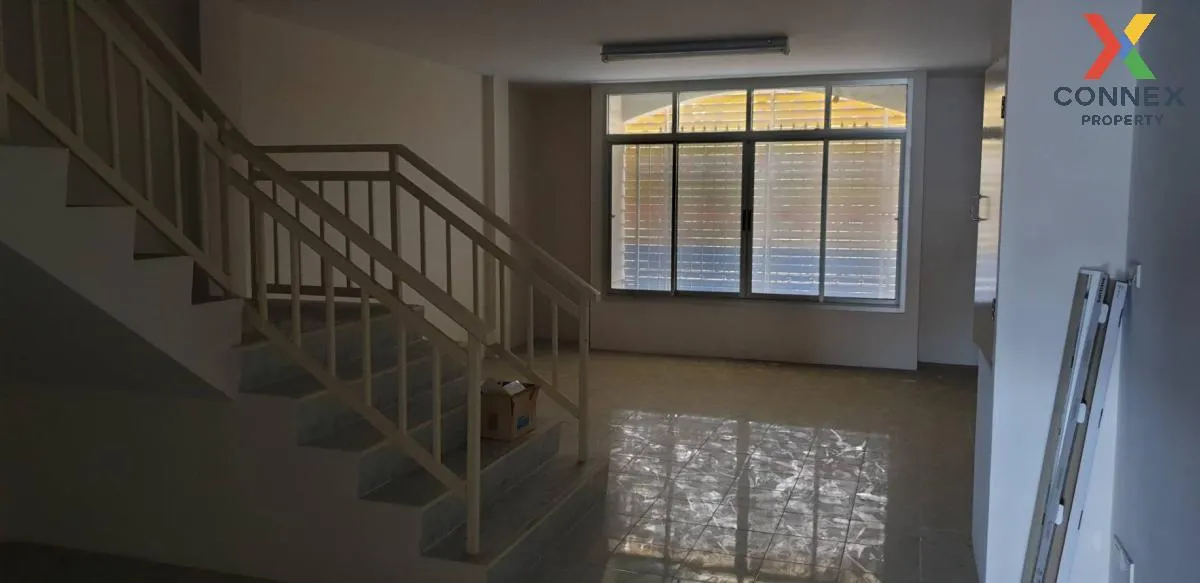 For Sale Commercial Building , Piamsap Arcade , Talat Yai , Muean