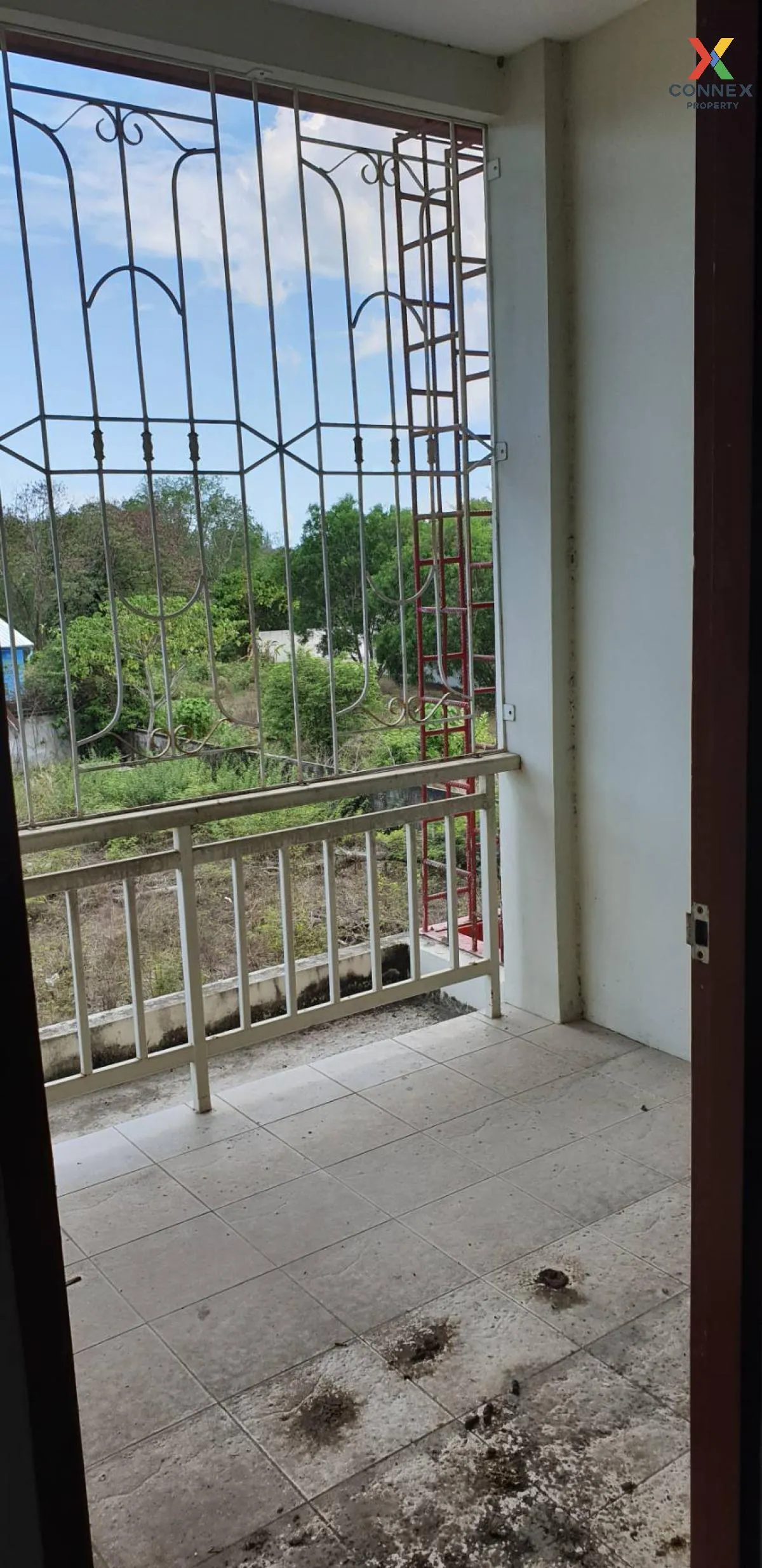 For Sale Commercial Building , Piamsap Arcade , Talat Yai , Muean