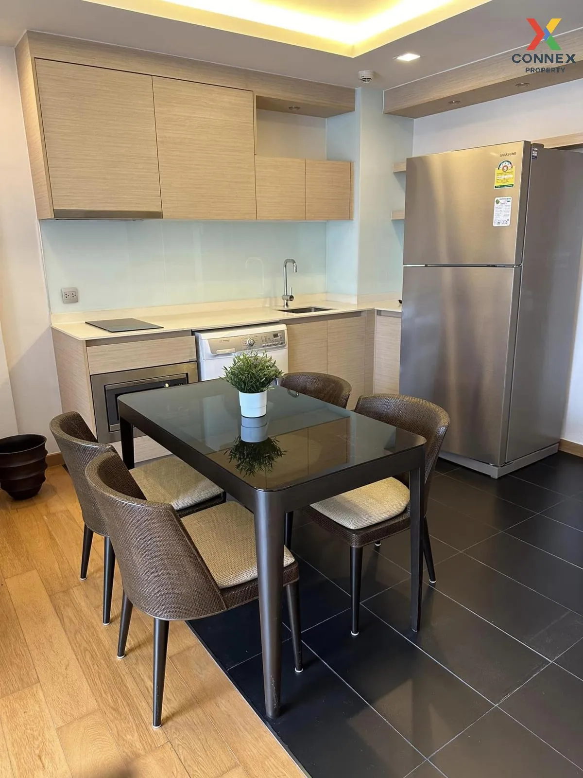 For Rent Condo , Via Botani , BTS-Phrom Phong , Khlong Toei Nuea  4