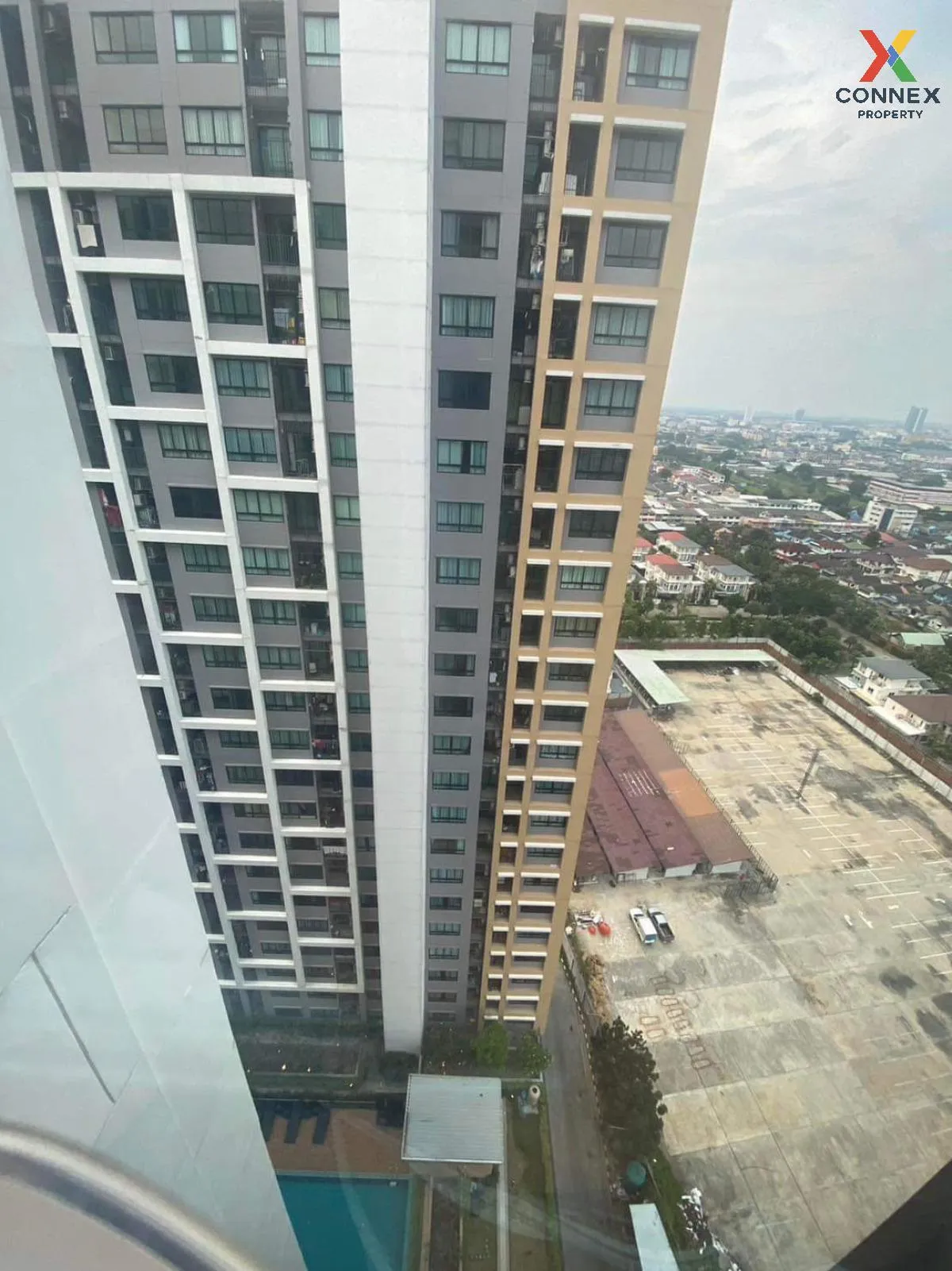 ขายคอนโด  เจ คอนโด สาทร-กัลปพฤกษ์ MRT-บางแค บางแค เขต บางแค กรุงเ