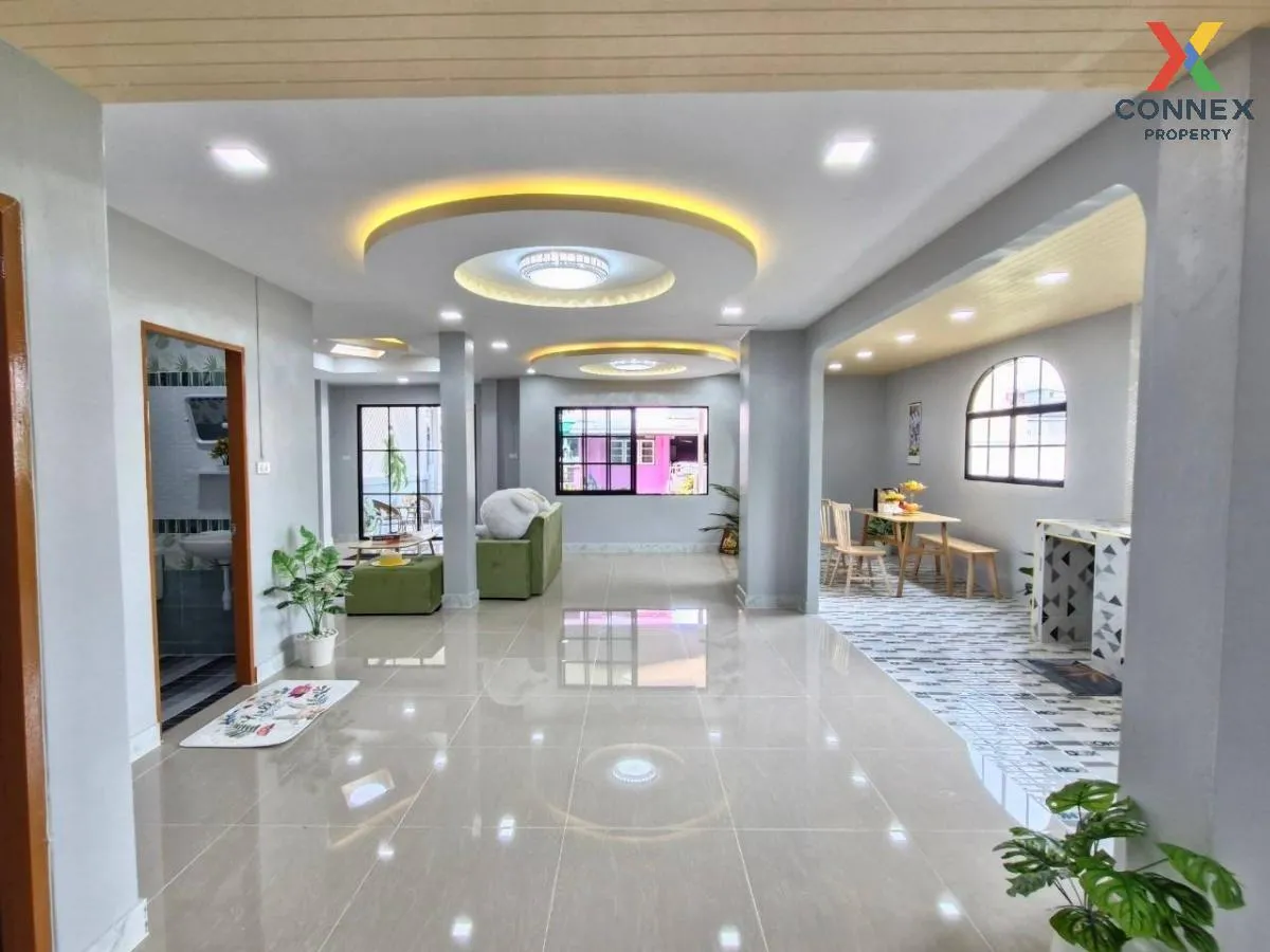 For Sale Townhouse/Townhome  , Metha 2 Siam Thorani , Tha Raeng ,