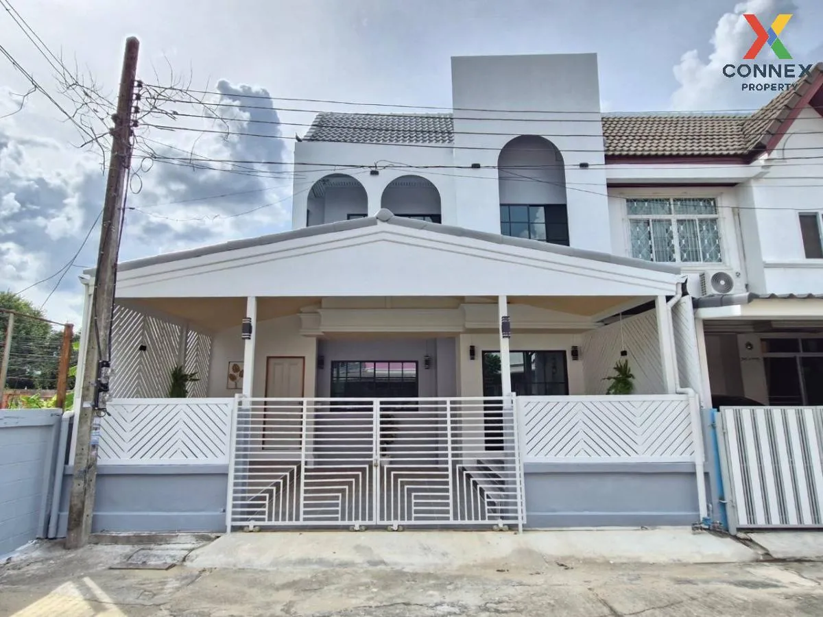 For Sale Townhouse/Townhome  , Metha 2 Siam Thorani , Tha Raeng , 1