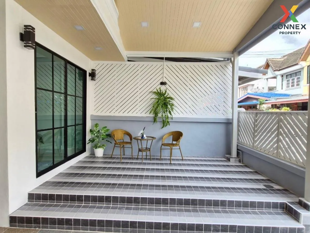 For Sale Townhouse/Townhome  , Metha 2 Siam Thorani , Tha Raeng , 4