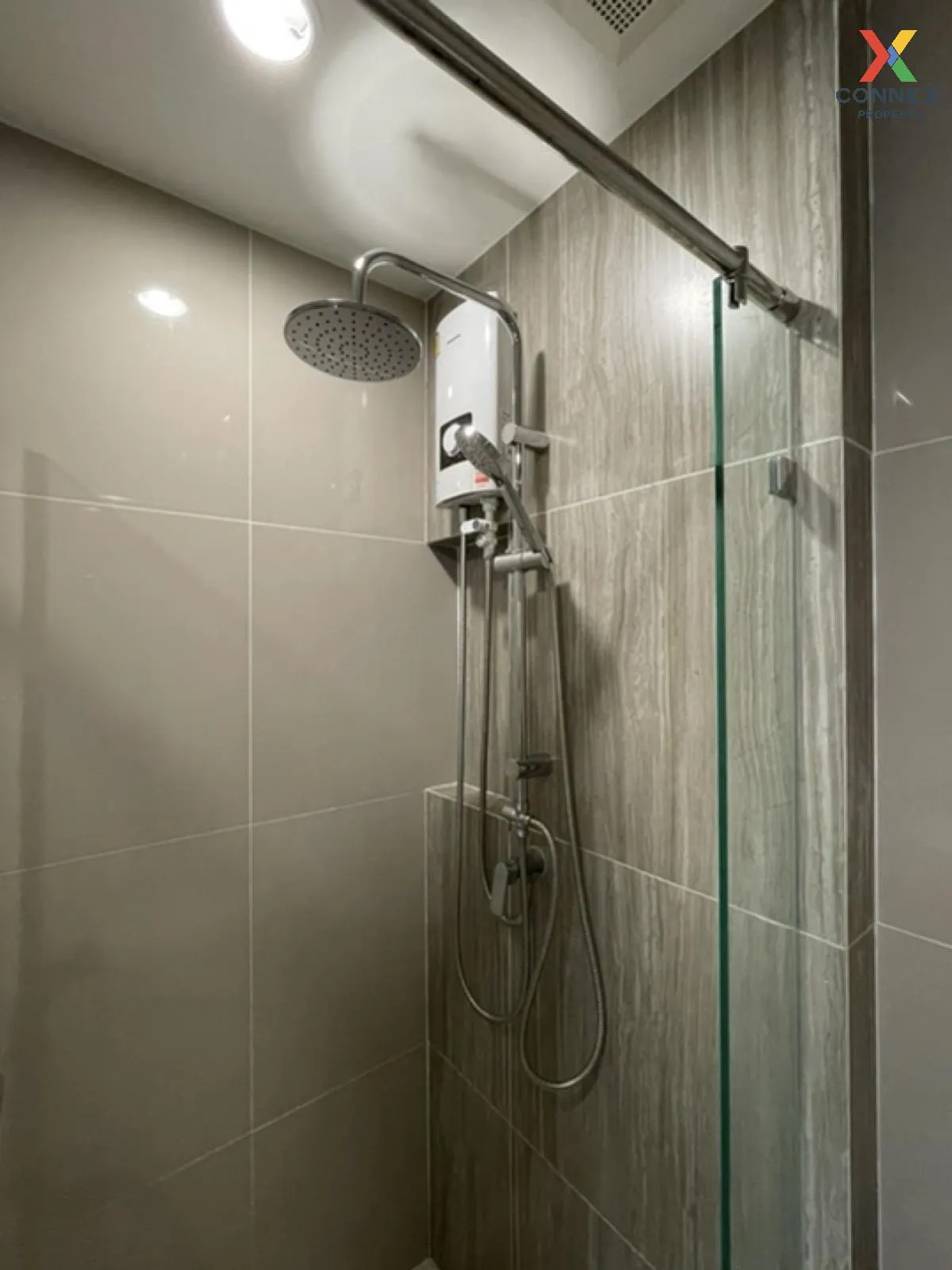 ขายคอนโด  แอชเชอร์ พรีเว่ สุทธิสาร MRT-สุทธิสาร สามเสนนอก เขต ห้ว