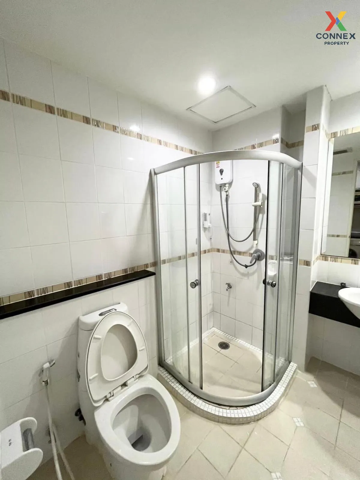 For Sale Condo , Aliss Wongwienyai , BTS-Wongwian Yai , Khlong To For Sale Condo , Aliss Wongwienyai , BTS-Wongwian Yai , Khlong To