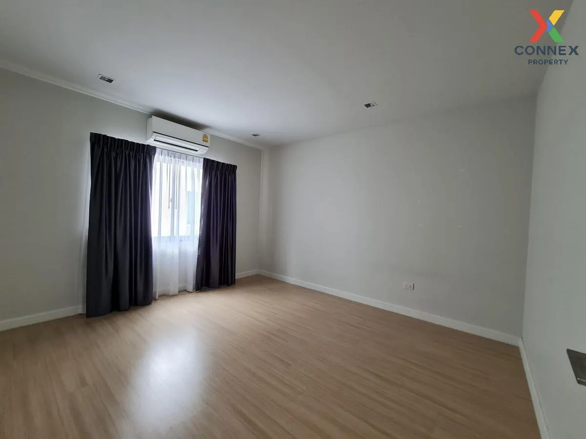 For Rent Townhouse/Townhome  , PLEX BANGNA , Bang Kaeo , Bang Phl
