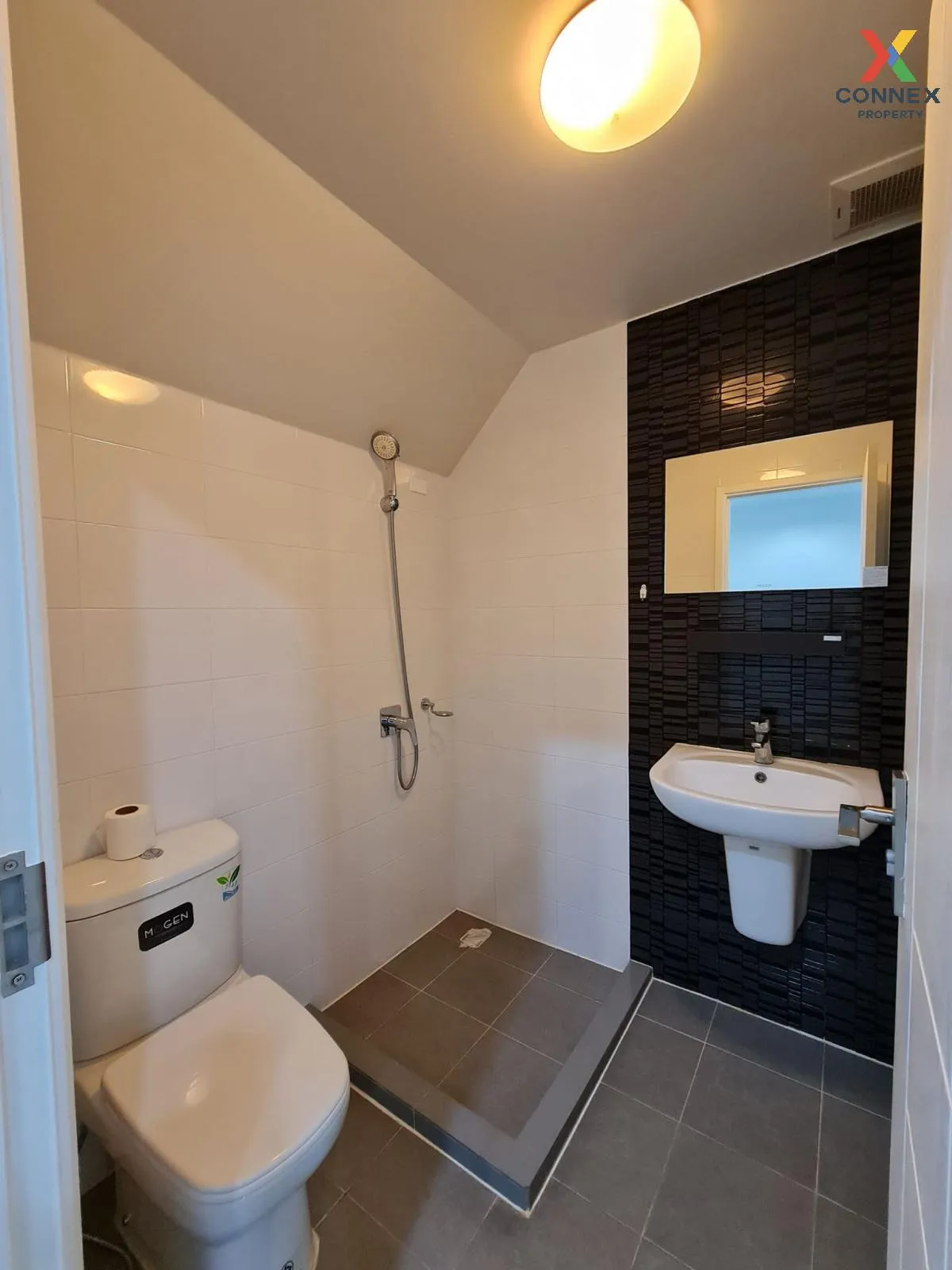 For Rent Townhouse/Townhome  , PLEX BANGNA , Bang Kaeo , Bang Phl