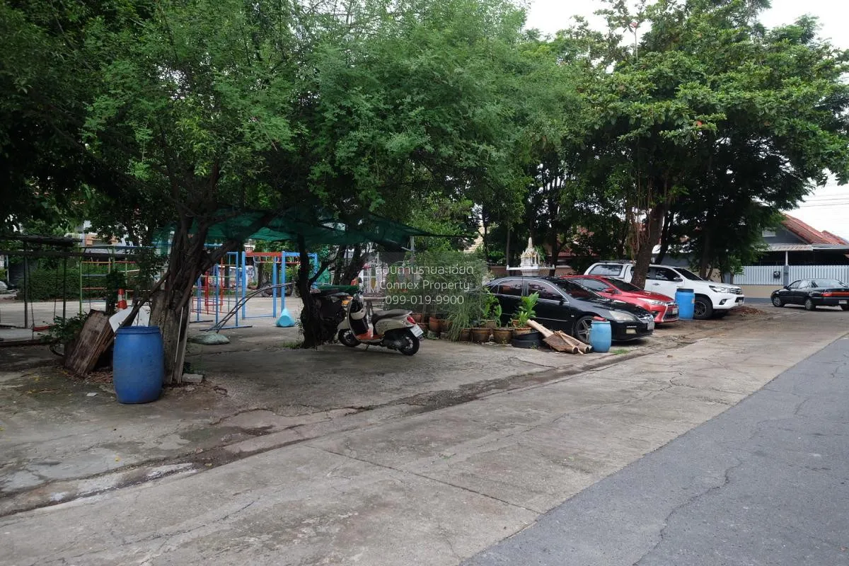 For Sale Townhouse/Townhome  , Baan Suan Thip , Khlong Kum , Bung 4