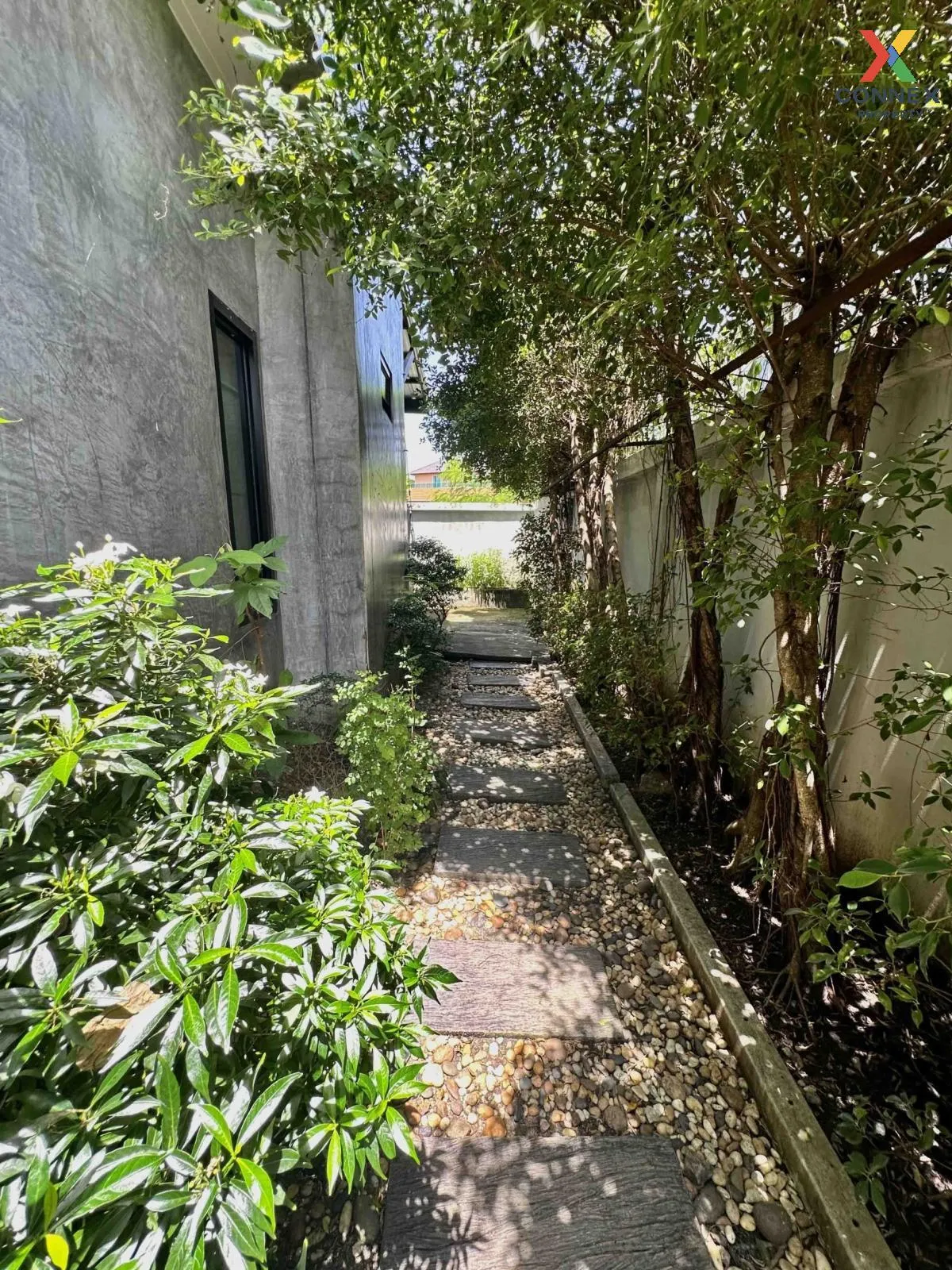 For Sale Single house,2-storey Lat Phrao 101 , Khlong Chan , Bang