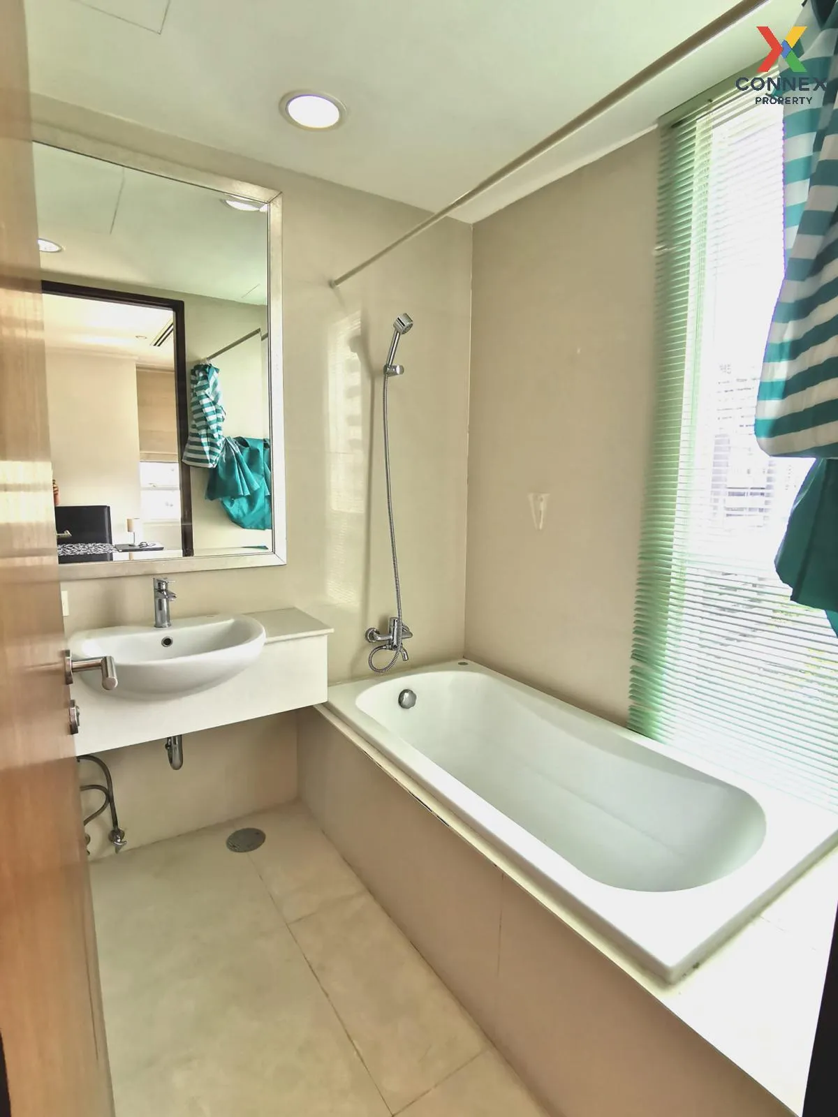 เช่าคอนโด  ดิ โอเลียนเดอร์ สุขุมวิท 11 BTS-นานา คลองตันเหนือ เขต 