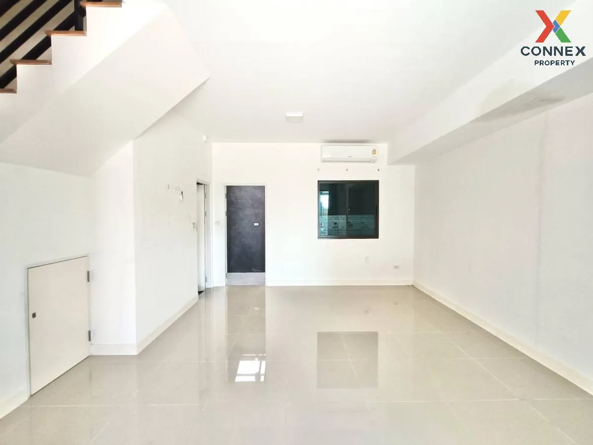 For Sale Townhouse/Townhome  , Pleno Bangna-Wongwaen , Bang Phli  For Sale Townhouse/Townhome  , Pleno Bangna-Wongwaen , Bang Phli