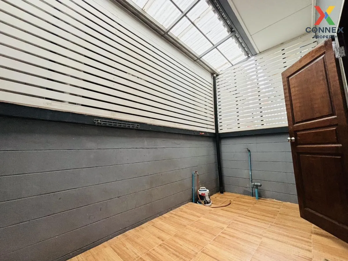 For Sale Townhouse/Townhome  , Parichat Village 345 , Bang Khu Wa