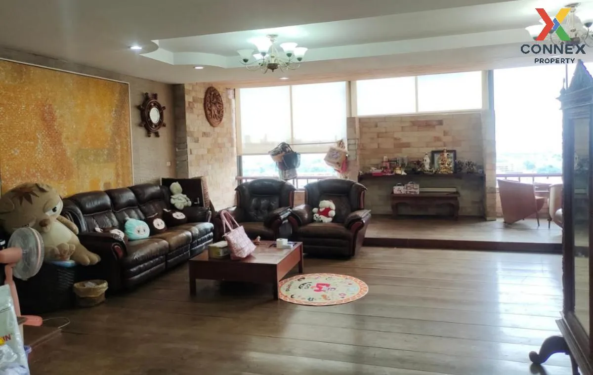 For Sale Condo , Country Complex , high floor , river view , BTS- 2