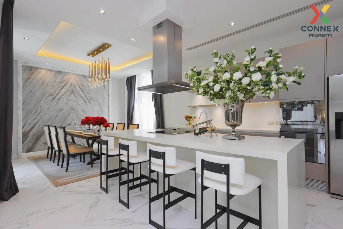 For Sale House , The Boulevard Ekkamai , Khlong Tan Nuea , Wattha