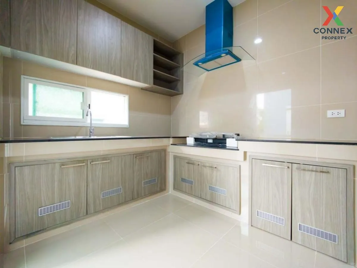 For Sale House , Burasiri Panyaindra , Bang Chan , Khlong Sam Wa 