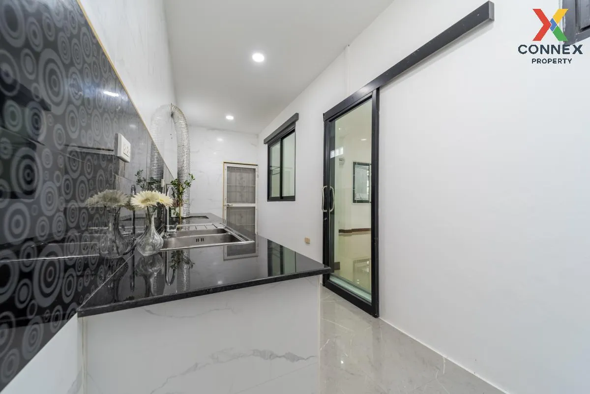For Sale House , Baan Subthanee 5 Rangsit-Klong 9 , Lam Phak Kut 