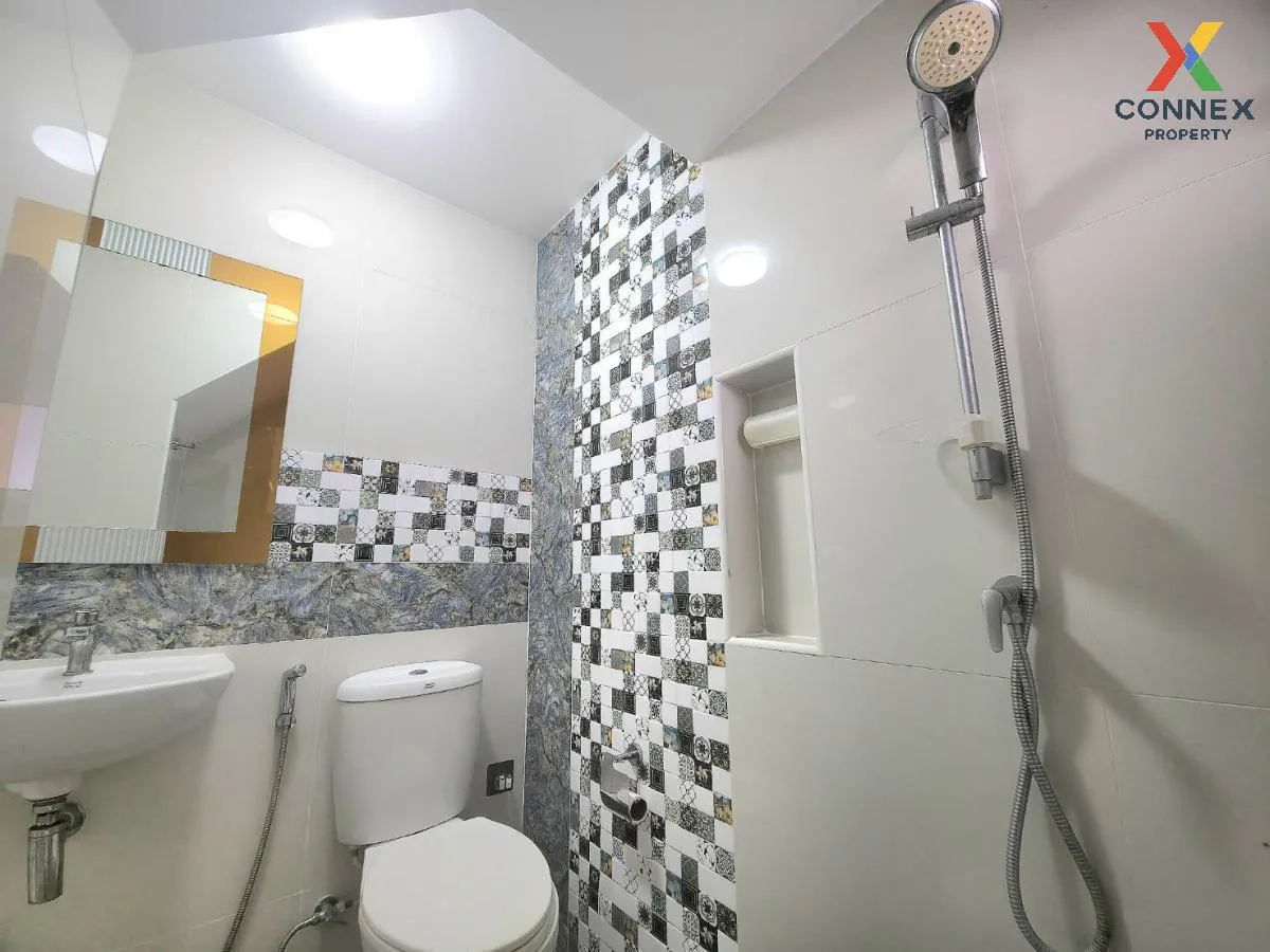 ขายทาวน์เฮ้าส์/ทาวน์โฮม  ทาวน์โฮม โกลเด้น ทาวน์ 2 ปิ่นเกล้า - จรั