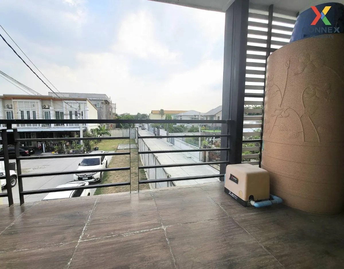 ขายทาวน์เฮ้าส์/ทาวน์โฮม  ทาวน์โฮม โกลเด้น ทาวน์ 2 ปิ่นเกล้า - จรั