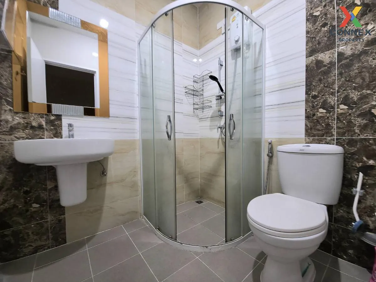 ขายทาวน์เฮ้าส์/ทาวน์โฮม  ทาวน์โฮม โกลเด้น ทาวน์ 2 ปิ่นเกล้า - จรั