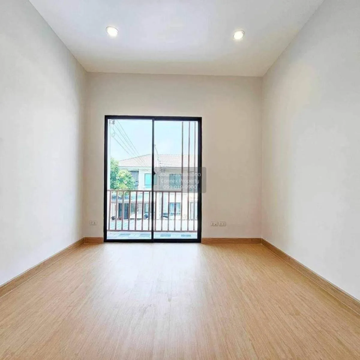 ขายทาวน์เฮ้าส์/ทาวน์โฮม  โมดิ วิลล่า เพชรเกษม 69 รีโนเวทใหม่ หนอง