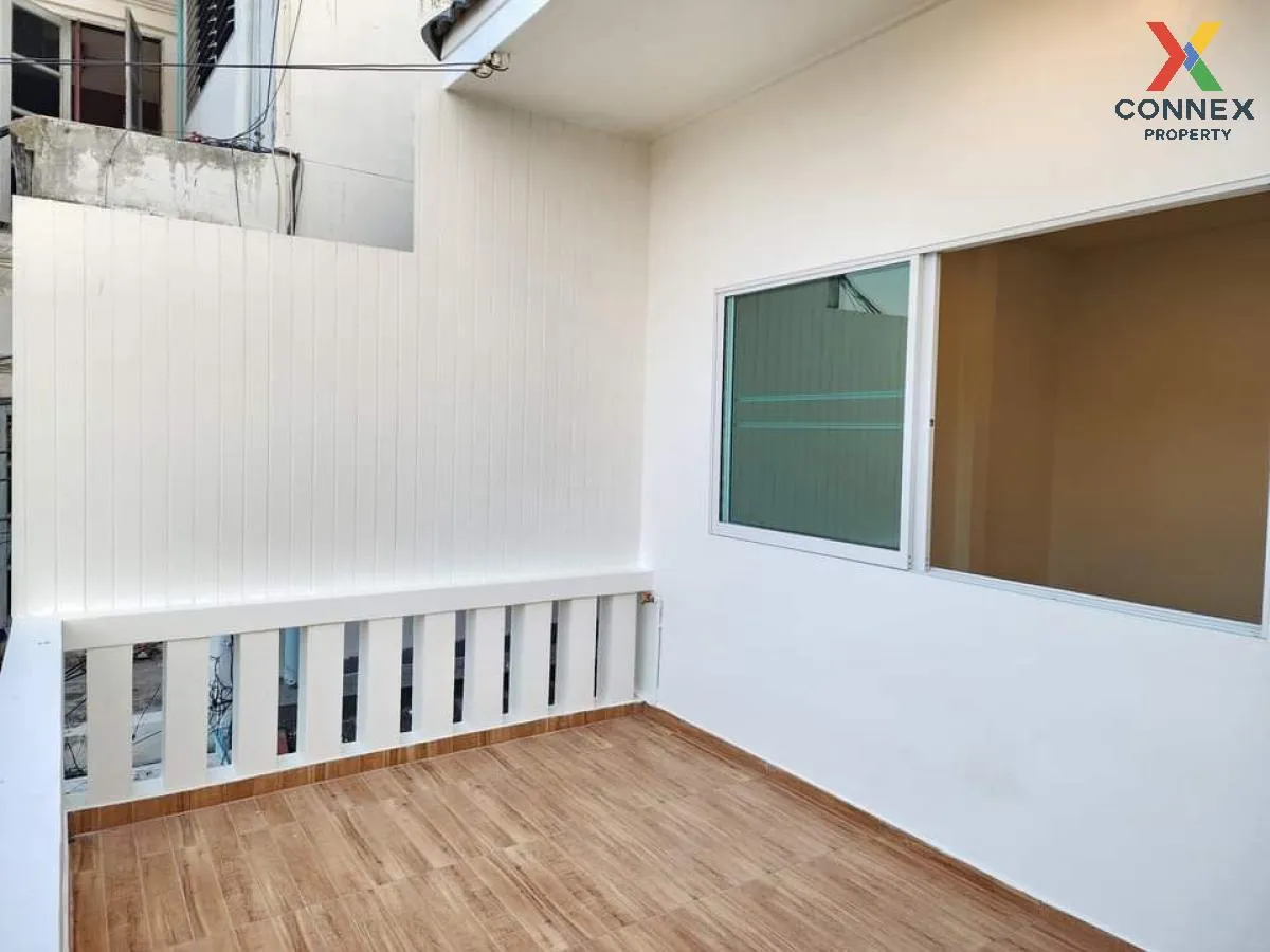 ขายทาวน์เฮ้าส์ 2 ชั้น พระราม 5 - บางศรีเมือง บางกร่าง เมืองนนทบุร