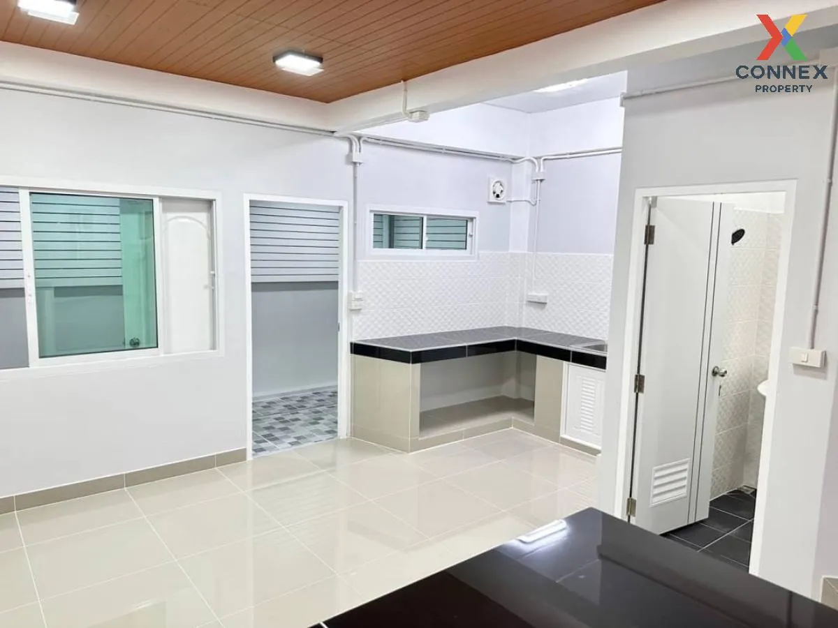 For Sale Townhouse/Townhome  , Buathongthani , Bang Bua Thong , B