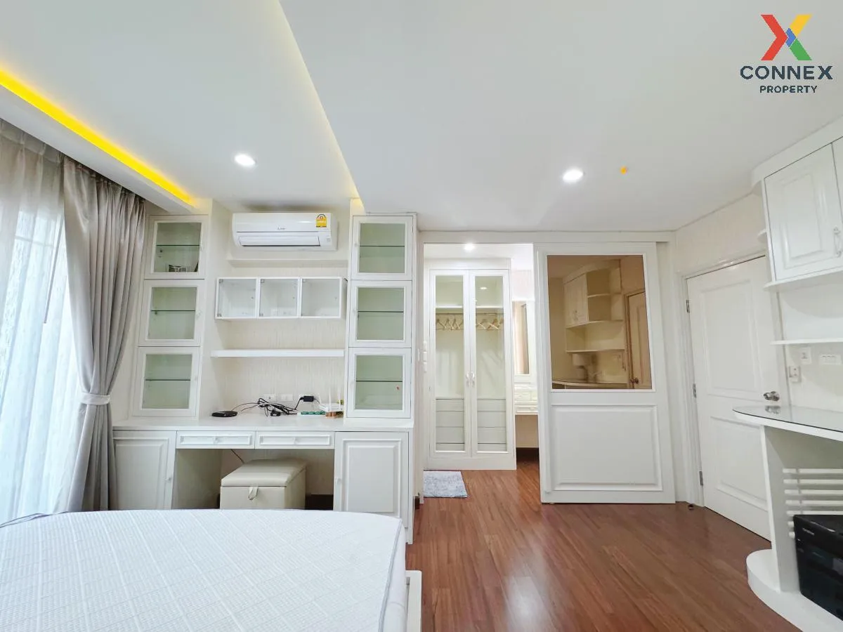 For Rent Townhouse/Townhome  , Leon Sukhumvit 62 , BTS-Bang Chak 