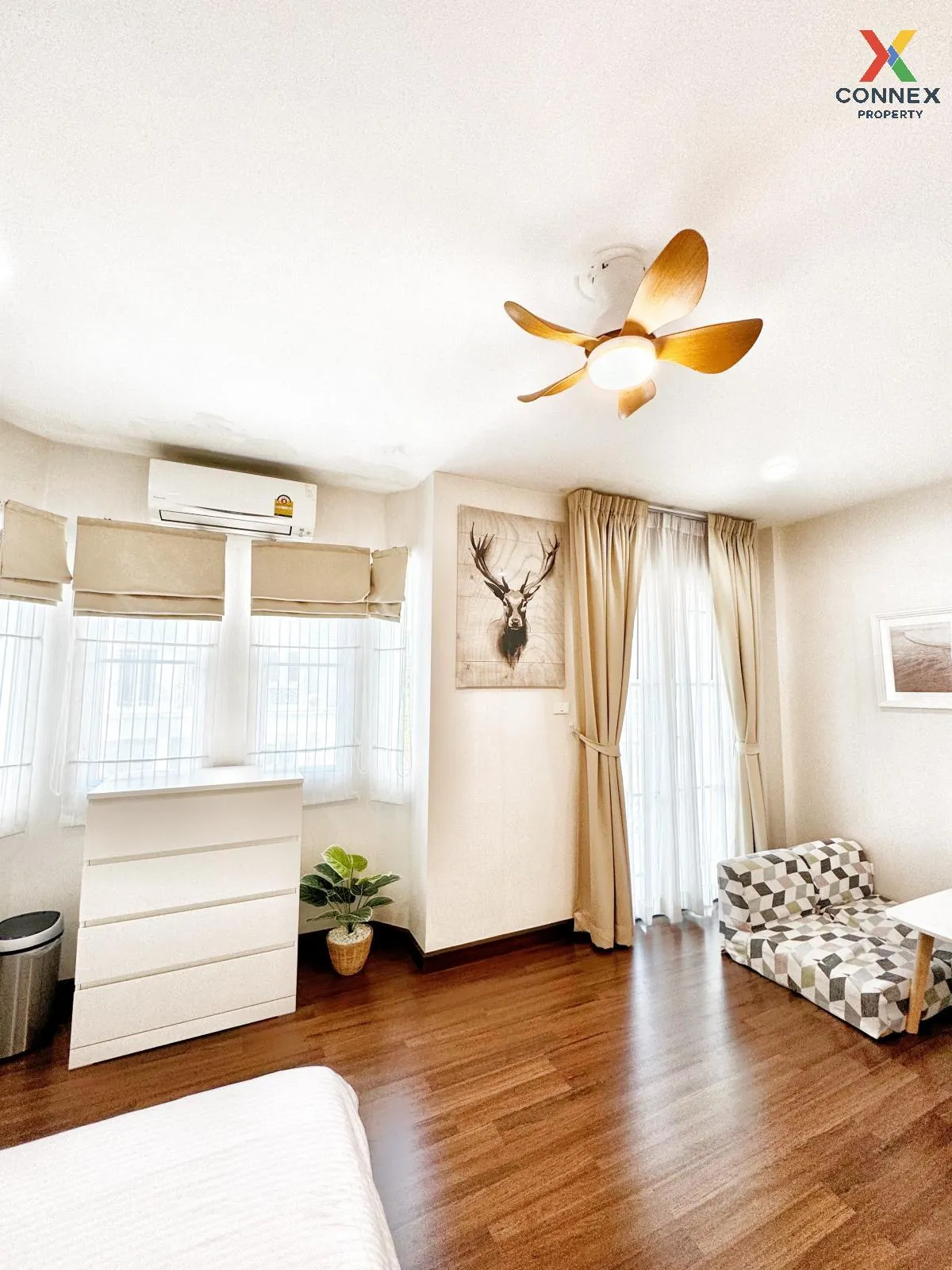 For Rent Townhouse/Townhome  , Leon Sukhumvit 62 , BTS-Bang Chak 
