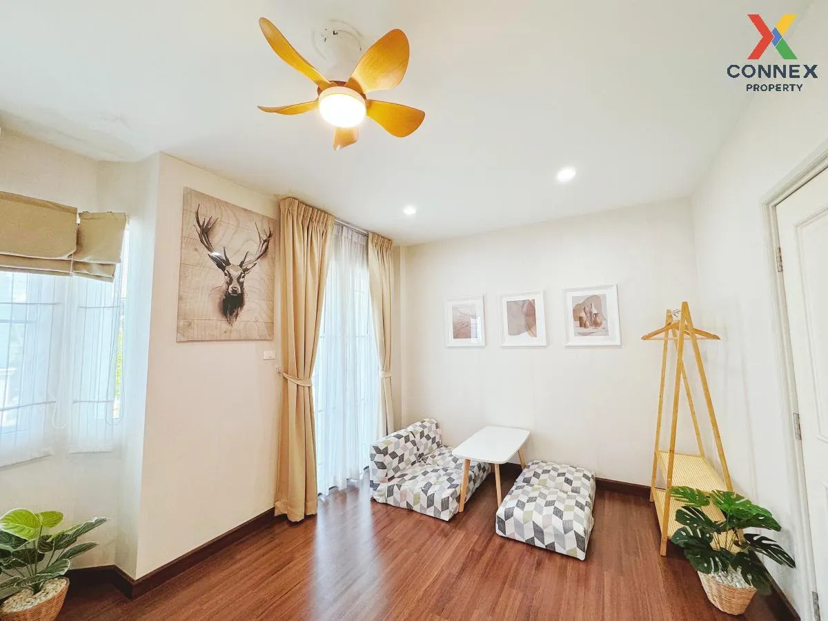 For Rent Townhouse/Townhome  , Leon Sukhumvit 62 , BTS-Bang Chak 