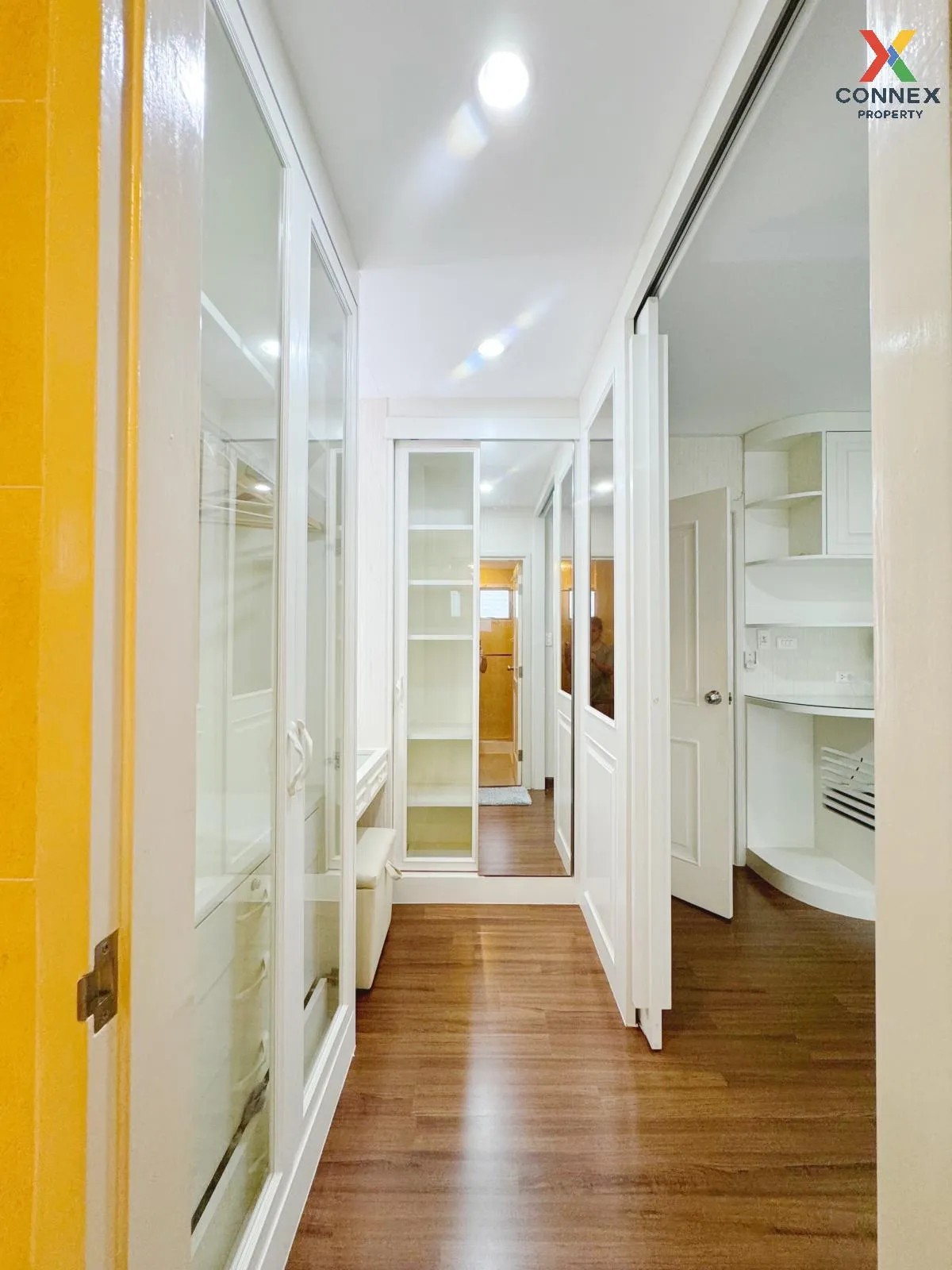 For Rent Townhouse/Townhome  , Leon Sukhumvit 62 , BTS-Bang Chak 
