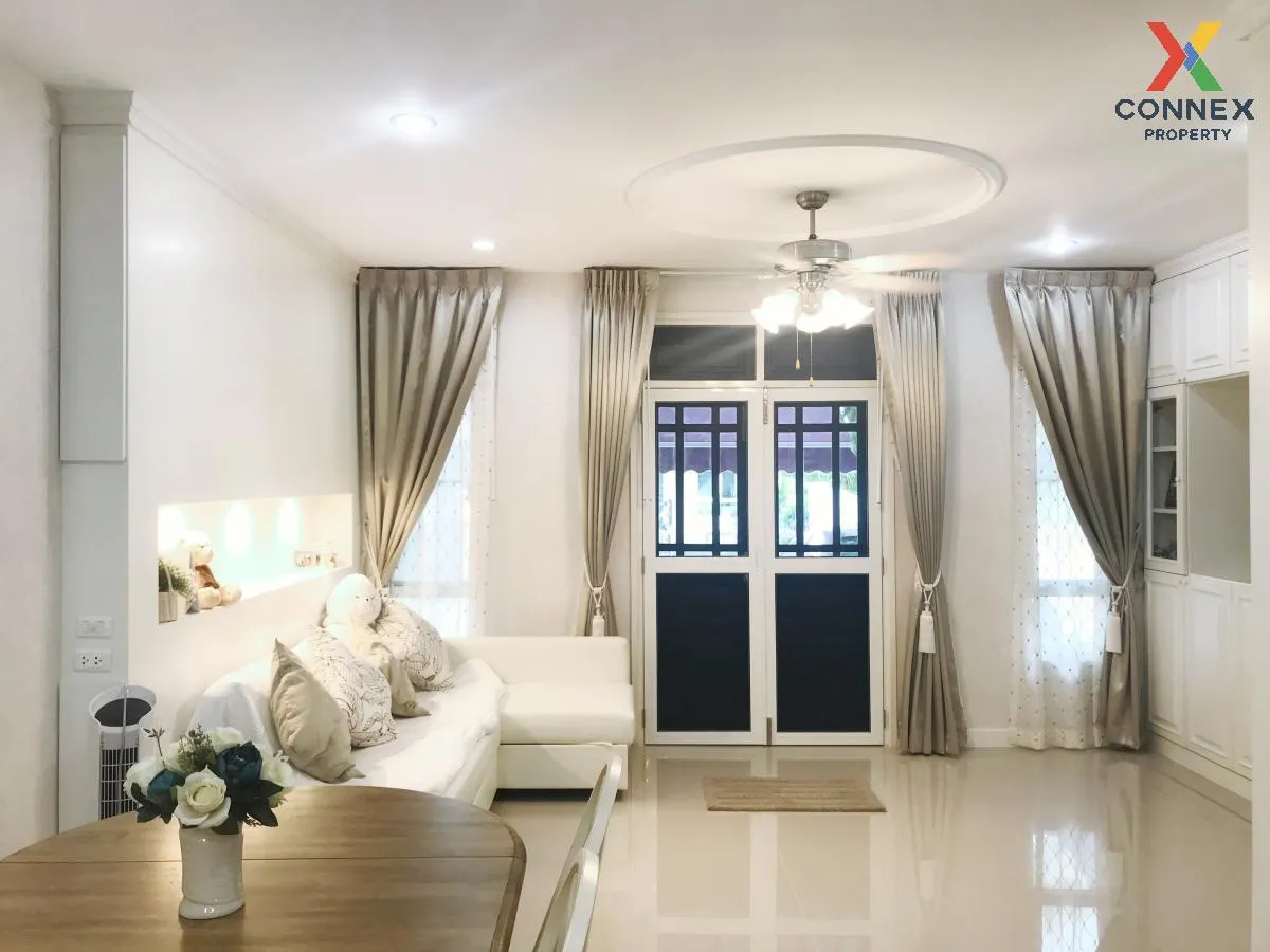 For Rent Townhouse/Townhome  , Leon Sukhumvit 62 , BTS-Bang Chak  3