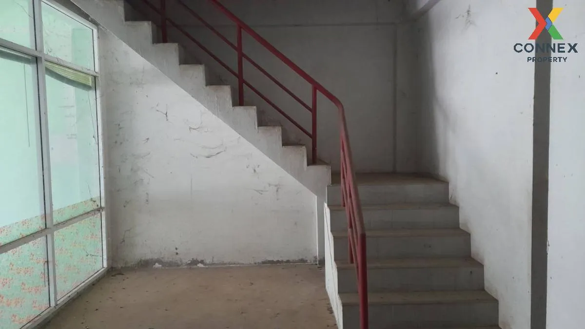 For Sale Commercial building, 4 floors, 3 units next to each othe