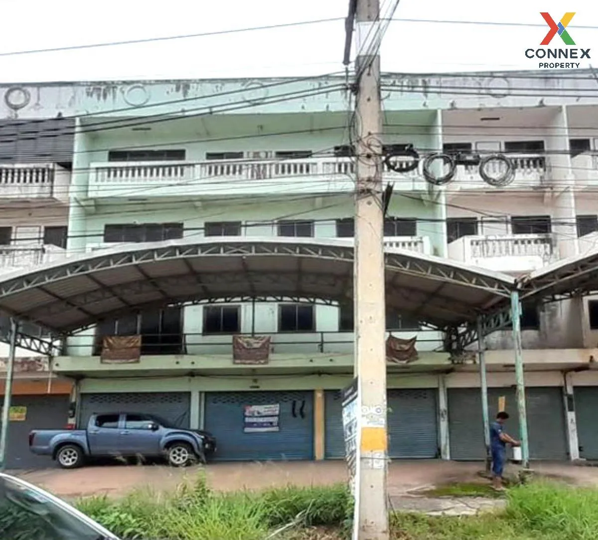 For Sale Commercial building, 4 floors, 3 units next to each othe 1